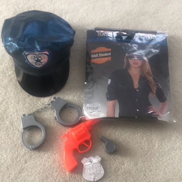 Halloween Police Woman Costume Top and accessories - Picture 1 of 2